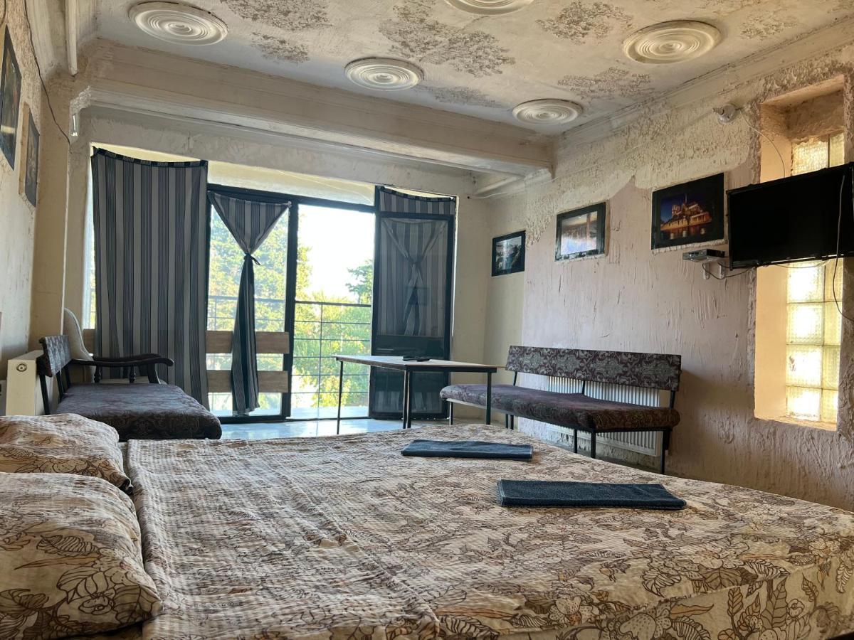 Smile Guesthouse Tiflis Exterior foto